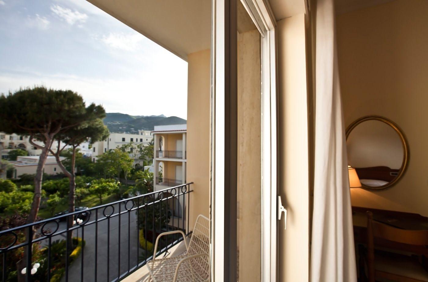 Hotel Terme Alexander Ischia Exterior foto