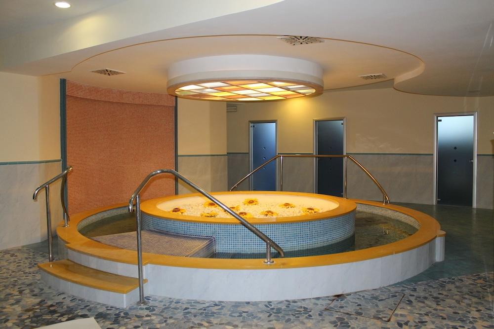 Hotel Terme Alexander Ischia Exterior foto