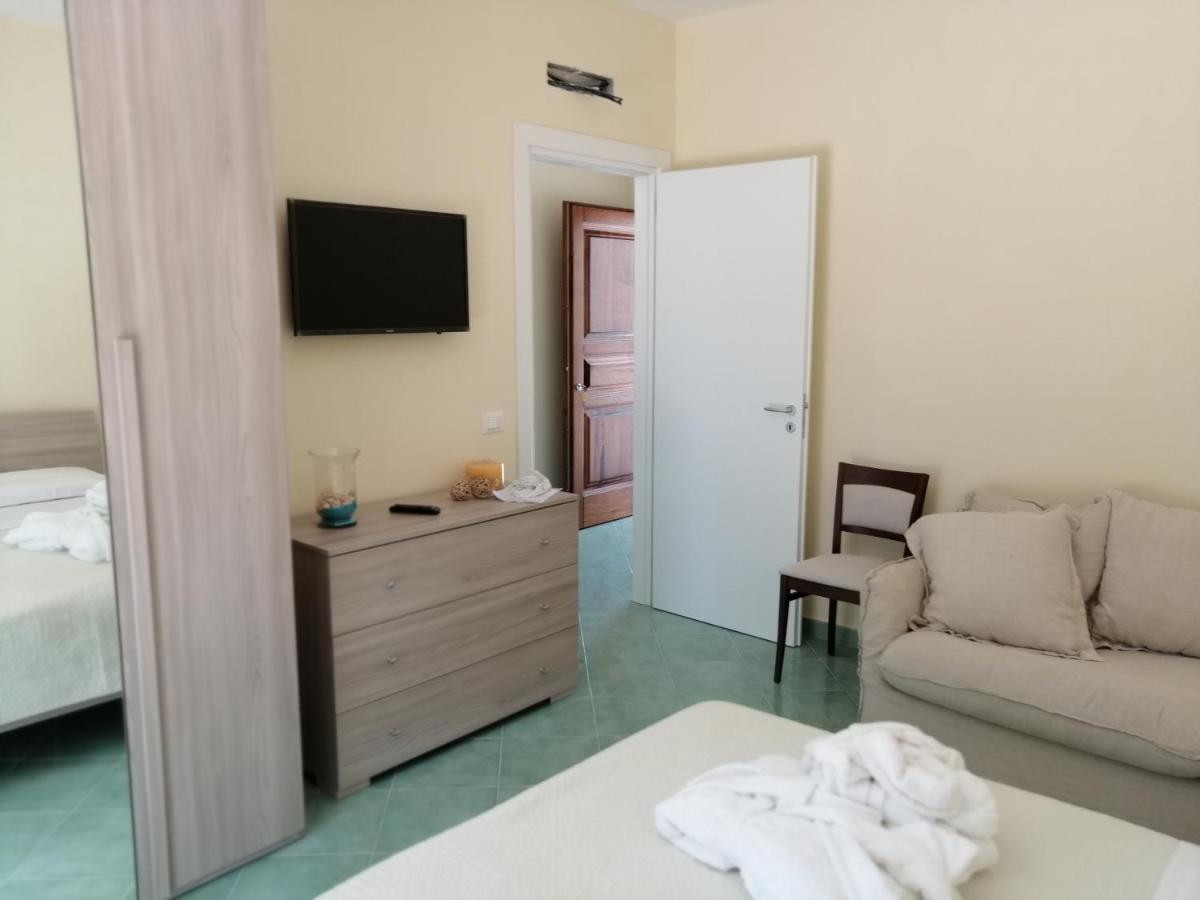 Hotel Terme Alexander Ischia Exterior foto